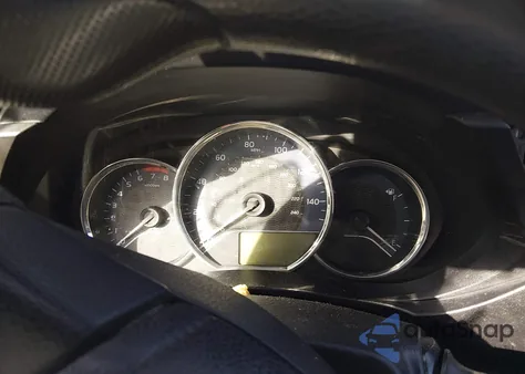 2014 Toyota Corolla Le z USA, uszkodzony, nr VIN 5YFBURHE4EP042508